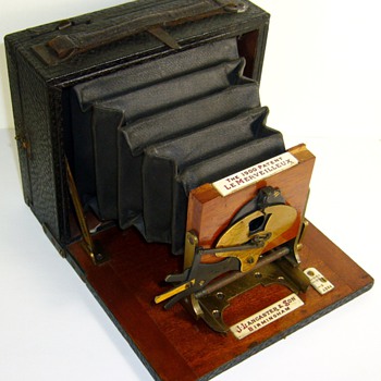 Lancaster & Son Le Merveilleux 1/6 Plate 1900 - Cameras