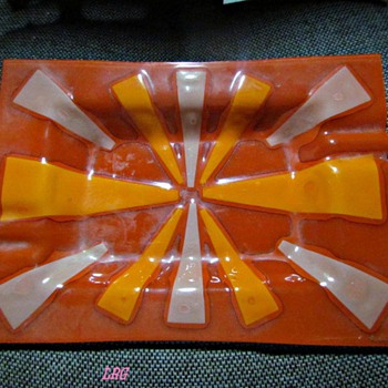  Higgins Art Glass Ashtray 1957-65 - Art Glass