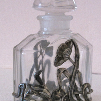 Guerlain MYSTERY bottle.   - Bottles