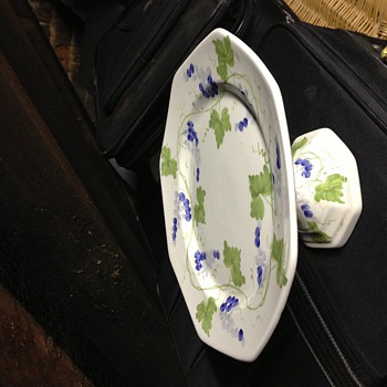 Liberty cake plate made in Italy  - China and Dinnerware