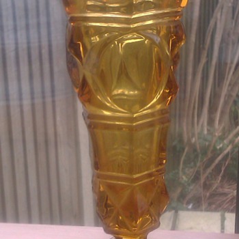 Cut glass Vase with a hexagonal style??? - Art Glass