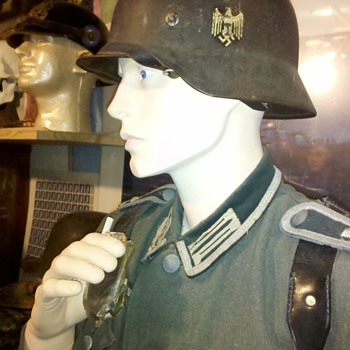 WWII German Army uniform grouping - Military and Wartime