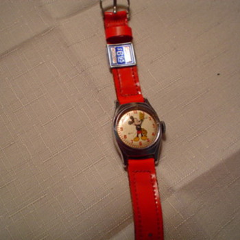 Smaller Round Ingersoll Mickey Mouse Wristwatch - Wristwatches
