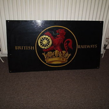 BRITISH RAILWAYS LION AND WHEEL SIGN