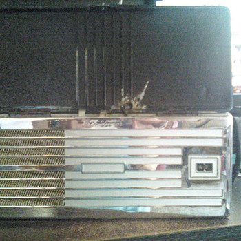 portable radio/09/17/1941