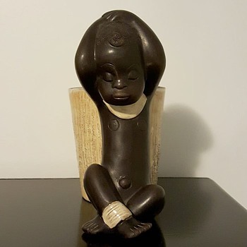 Rare Anzengruber Negerbaby mit Vase, latest purchase - Figurines