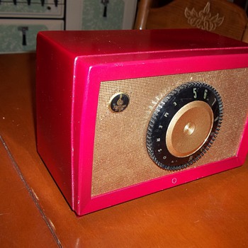 Emerson Radio - Radios