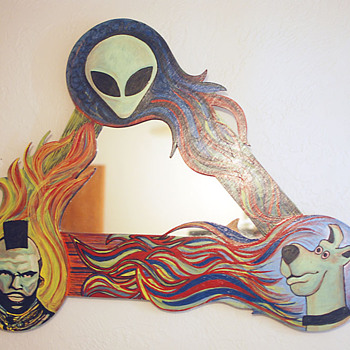 Retro Psychadelic Mirror - Furniture