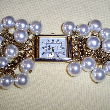Costume Jewelry Statement - Costume Jewelry