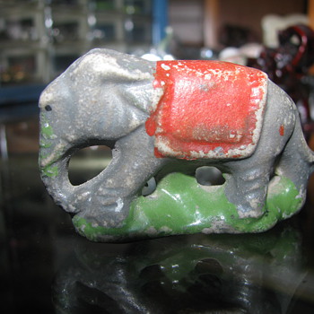 Vintage ceramic elephant - Animals