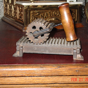 Iron Fluter By American Machine Co. - Tools and Hardware