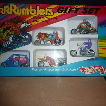 please help.vintage hot wheels ramblers gift set mint condition  - Model Cars