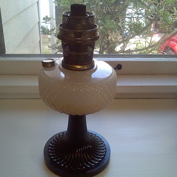 1937 Aladdin B-91 Diamond Quilt Mantle Lamp - Lamps