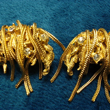 Clip On Earrings-DeNicola