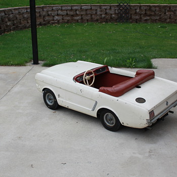 Powercar 65 Mustang - Classic Cars