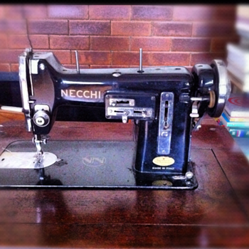 The classy Necchi BU sewing machine - Sewing
