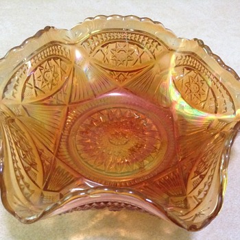 Unknown Pattern Carnival Glass - Glassware