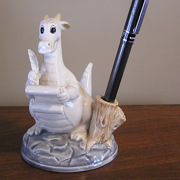 Puff the Magic Dragon pen holder