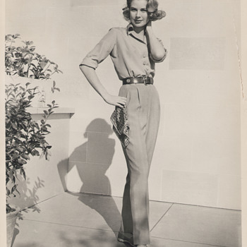 Grace Kelly Promo Photo (1956) - Photographs