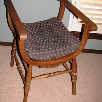 Unknown Chair    Need help identifying - Furniture