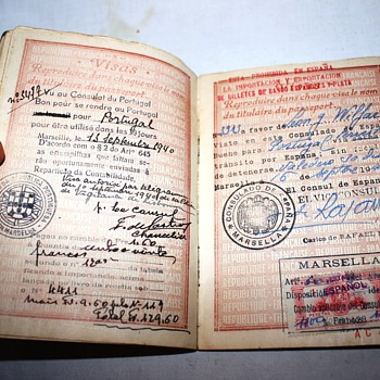 early Vichy France passport - Paper