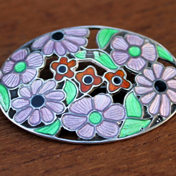 Enamel brooch marked ARD&S - Fine Jewelry