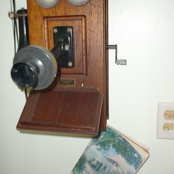 1979 island phone book - Books