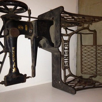Old singer sewing machine
