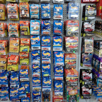 Unopened Hot Wheels and Matchbox cars on the card... - Model Cars
