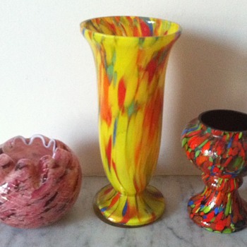 3 further unknown spatters - Art Glass