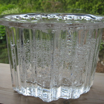 Norwegian pieces. - Art Glass