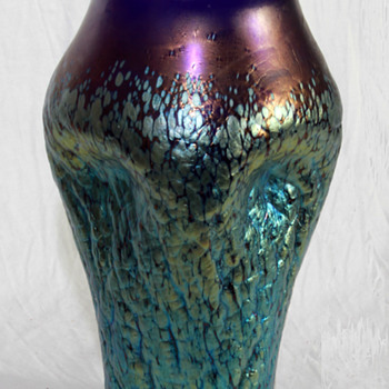 Loetz Phanomen Genre 377 Vase "tall two tone" - Art Glass