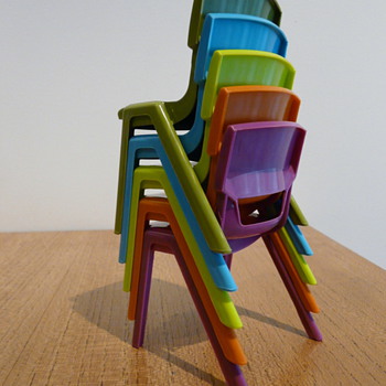 SEBEL POSTURA MINI CHAIRS