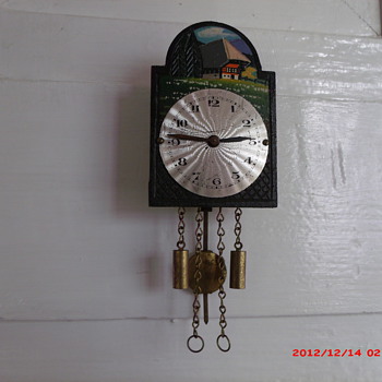 Miniture wall cuckoo clock - Clocks