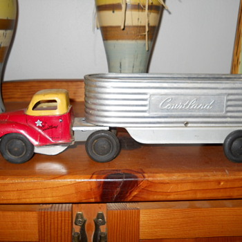 Early 50's Walter Reach Courtland Truck - Model Cars