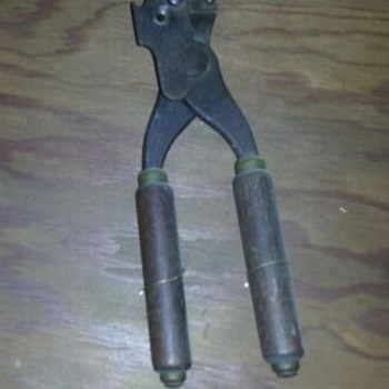 Grandfathers collection - Tools and Hardware