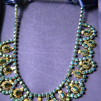 Blue Vintage necklace - Costume Jewelry