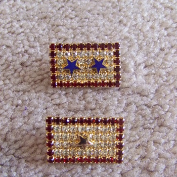 WW2 Son in Service pinbacks