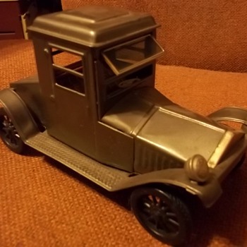 PRESS TIN CAR - Toys