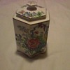 A BEAUTIFUL  PORCELAIN CONTAINER