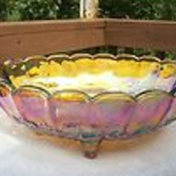 1971 Fenton Collector Plate & Indiana Carnival Bowl - Glassware