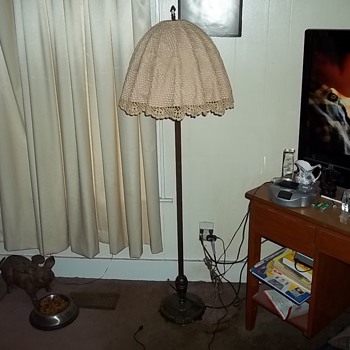 VINTAGE FLOOR LAMP - Lamps