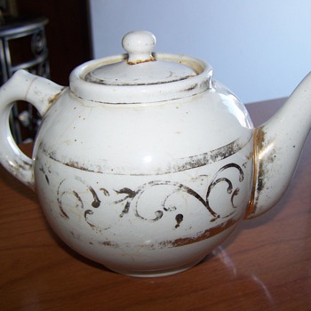 Tea Pot - Kitchen