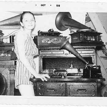 Zonophone Grand Opera front mount disc phonograph c 1901-04, RARE #2 - Records