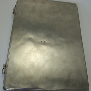 Pewter Bi-fold Picture Frame