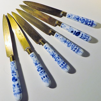 Meissen? Fruit Knives ( 6 )~StahlbronceW Blades~Beautiful Handles