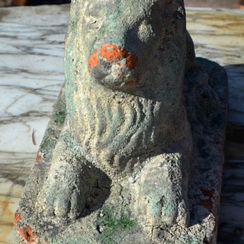 Old Pair of Guardian Lions Found in a Creek Near My Place in Oakland - Animals