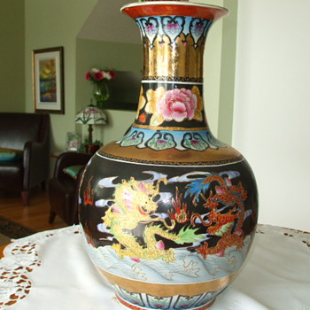 Japanese Satsuma or Chinese Dragon VASE- Age? Marks? Any Info?