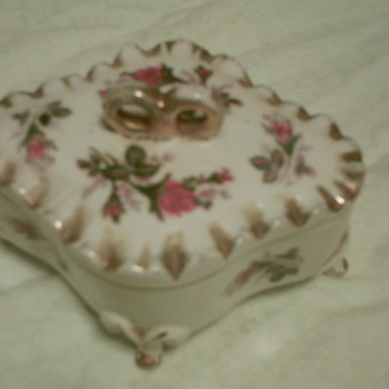 beautiful "jewelry" box - Fine Jewelry