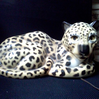claes leopard t.v. lamp